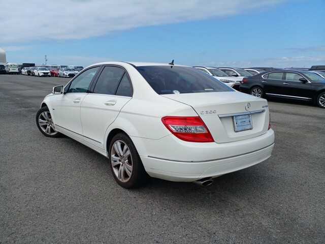 Mercedes-Benz C-Class 2009 photo 3