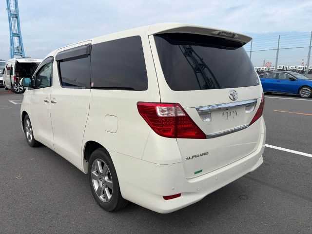 Toyota Alphard 2010 photo 4
