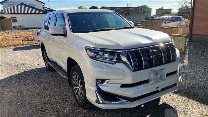 2020 Toyota Land Cruiser Prado