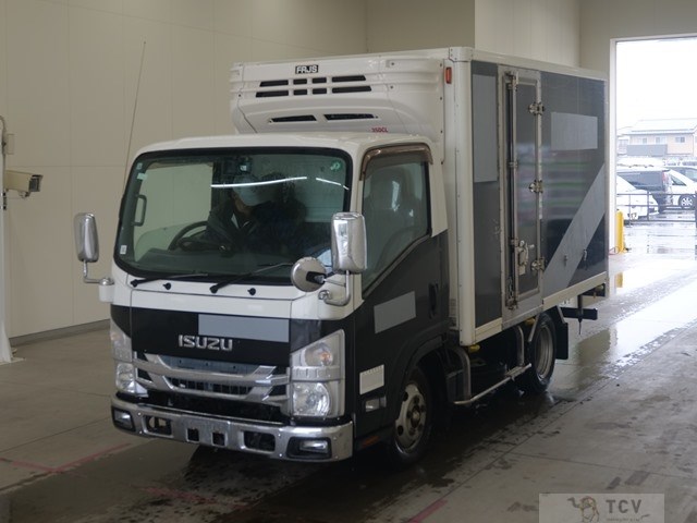2017 Isuzu Elf Truck
