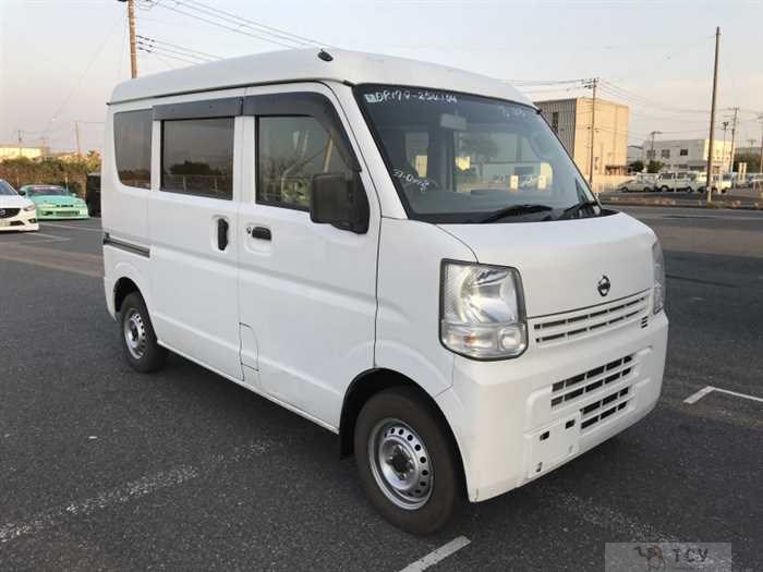 2025 Nissan Clipper Van