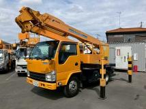 2010 Isuzu Elf Truck