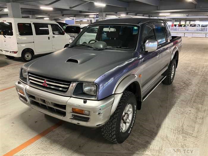1997 Mitsubishi Strada