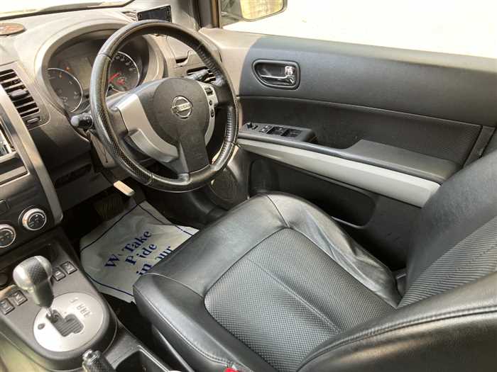 Nissan X-Trail 2013 photo 2
