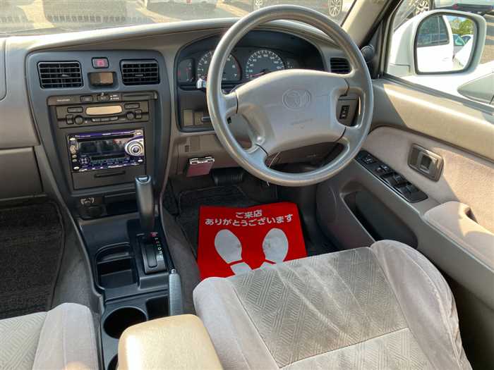 Toyota Hilux Surf 2001 photo 2