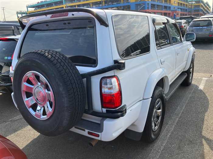 Toyota Hilux Surf 2001 photo 3