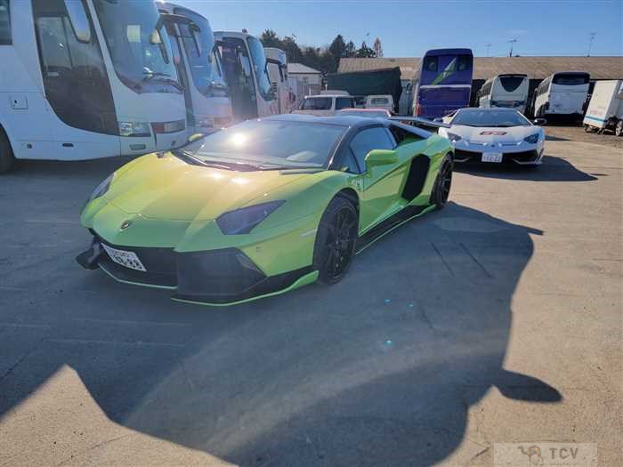 2014 Lamborghini Aventador Roadster
