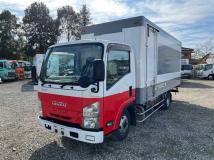 2017 Isuzu Elf Truck