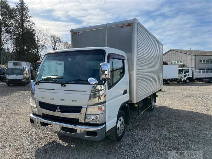 2017 Mitsubishi Canter