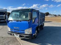 2011 Isuzu Elf Truck