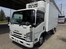 2020 Isuzu Elf Truck
