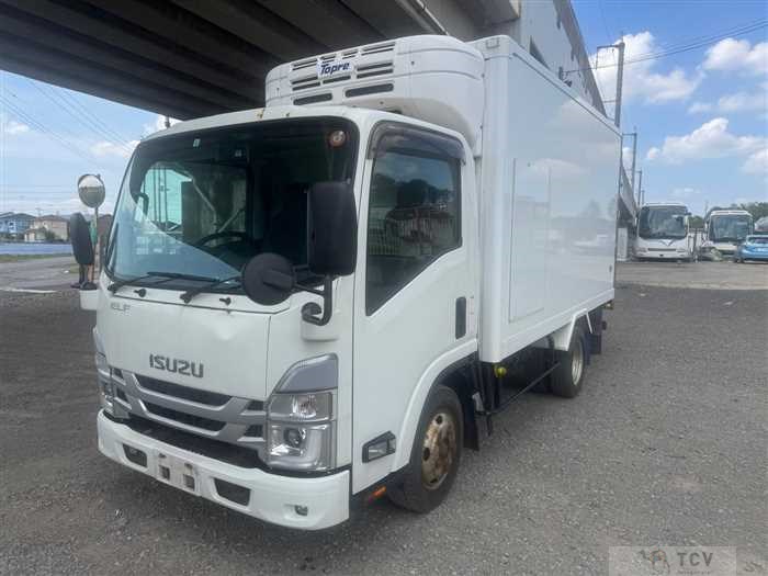 2022 Isuzu Elf Truck