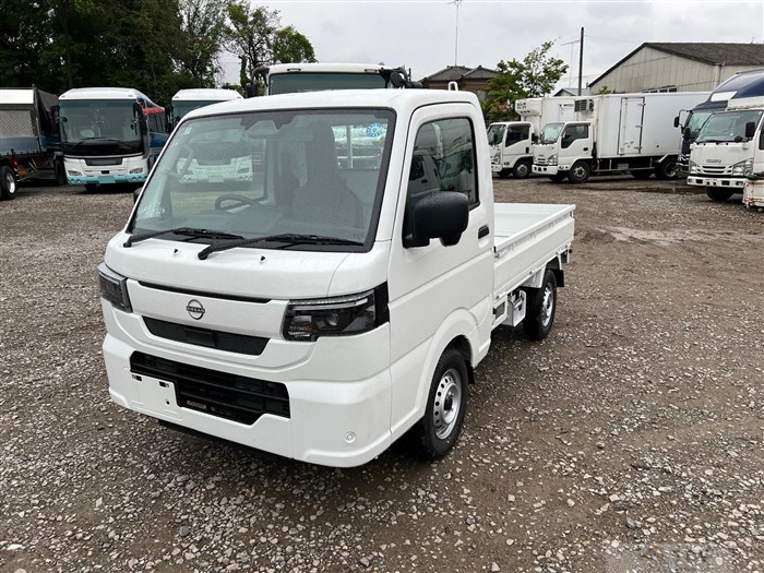2026 Nissan Clipper Truck