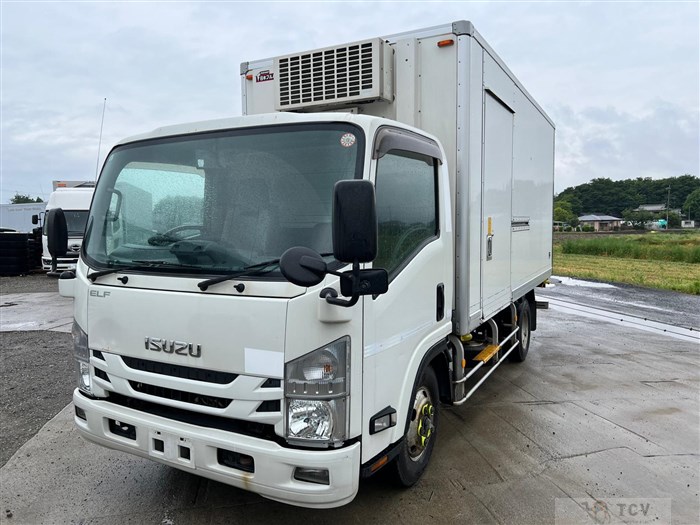 2020 Isuzu Elf Truck