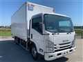 2020 Isuzu Elf Truck