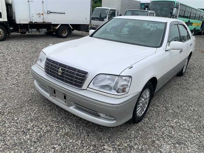 2001 Toyota Crown Royal Series