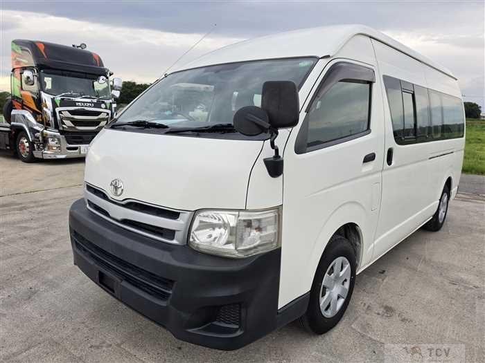 2011 Toyota Hiace Commuter
