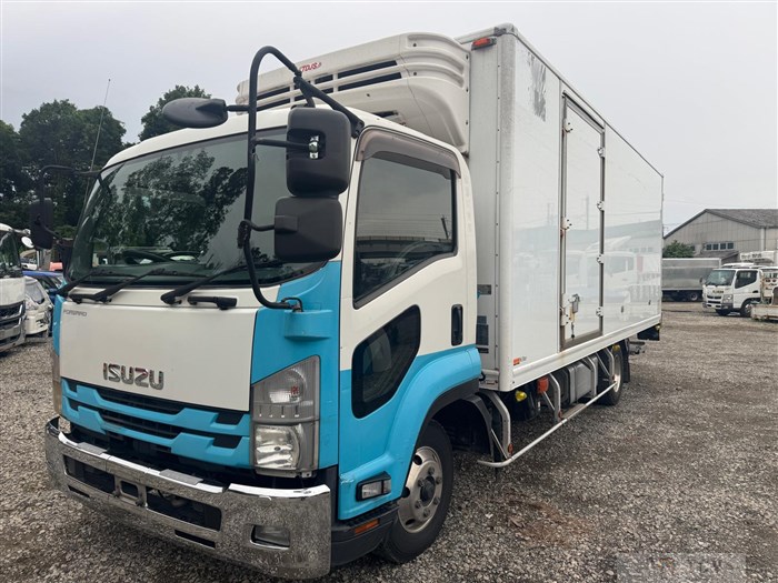 2019 Isuzu FORWARD
