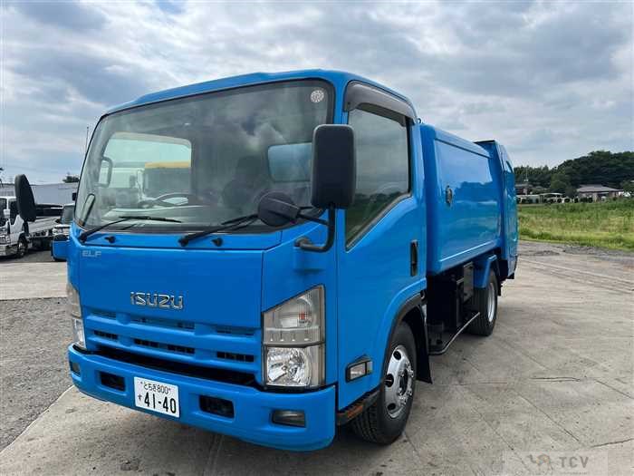 2012 Isuzu Elf Truck