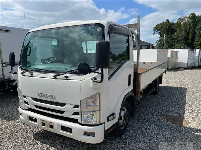 2015 Isuzu Elf Truck