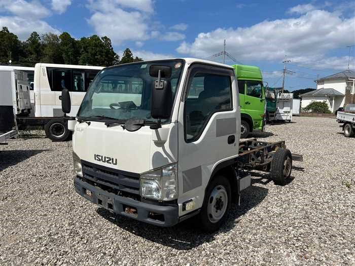 2013 Isuzu Elf Truck