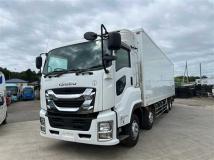 2017 Isuzu GIGA