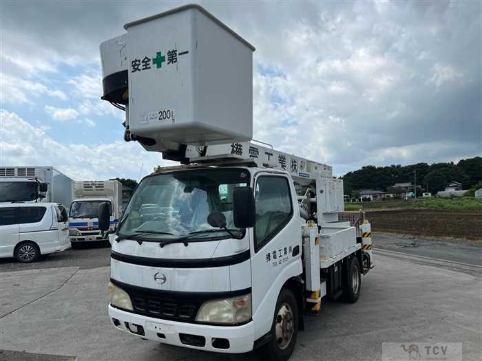 2005 Hino Dutro