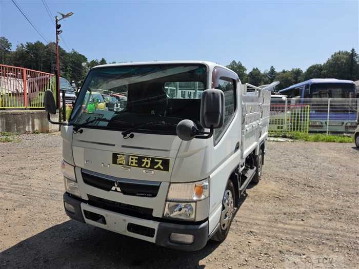 2017 Mitsubishi Canter
