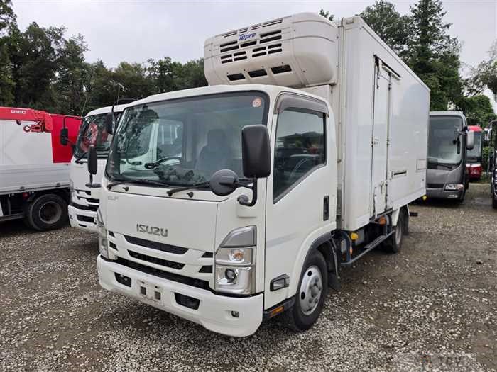 2021 Isuzu Elf Truck
