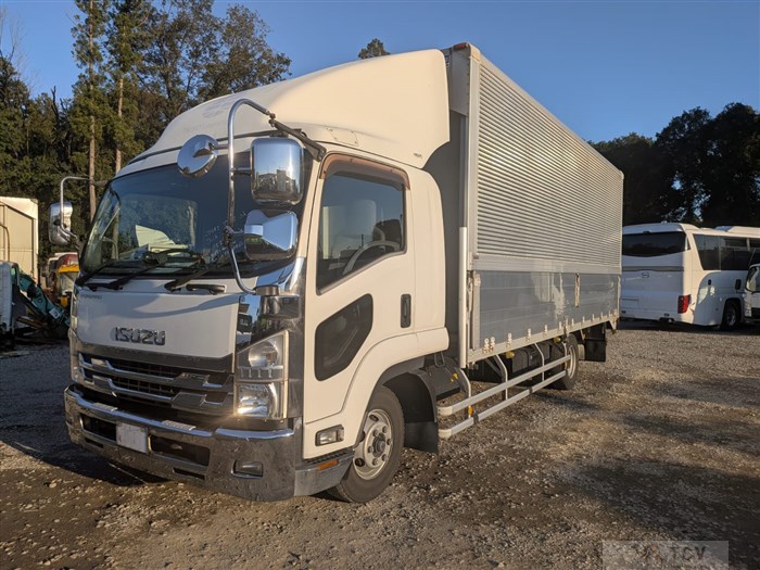 2017 Isuzu FORWARD