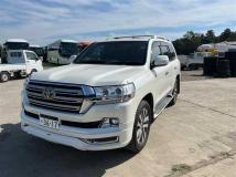 2016 Toyota Land Cruiser