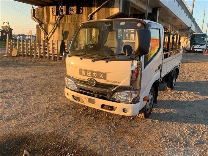 2017 Hino Dutro