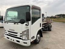 2015 Isuzu Elf Truck