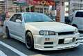 2000 Nissan Skyline