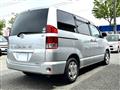 2005 Toyota Noah