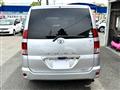 2005 Toyota Noah