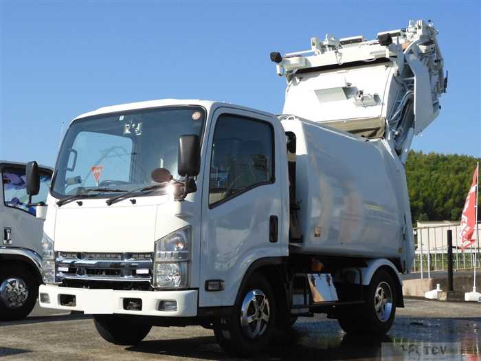 2012 Isuzu Elf Truck
