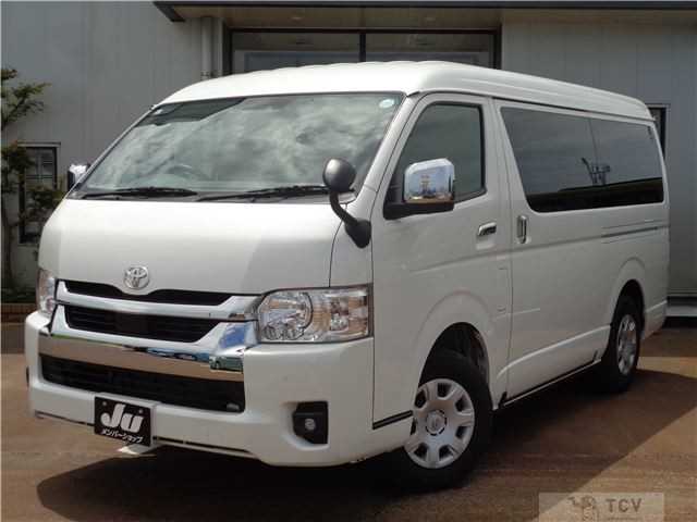 2022 Toyota Hiace Van