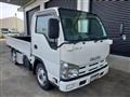2013 Isuzu Elf Truck