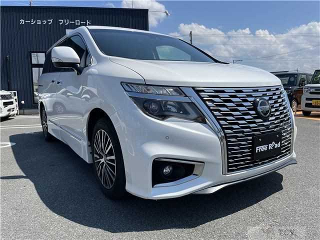 2022 Nissan Elgrand
