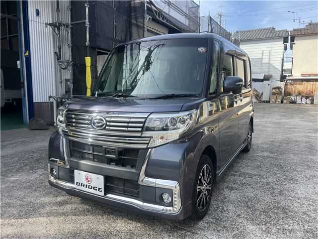 2016 Daihatsu Tanto Custom