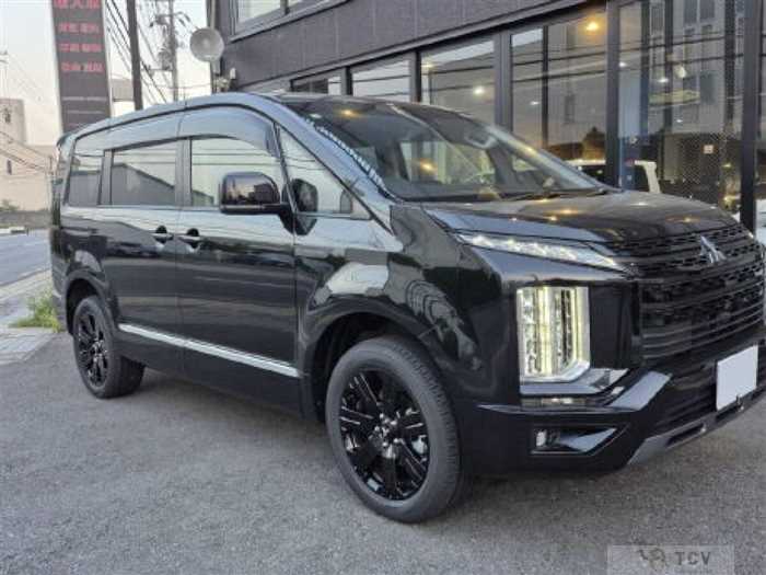 2025 Mitsubishi Delica D5