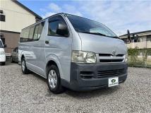 2005 Toyota Regiusace Van