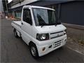2010 Mitsubishi Minicab Truck