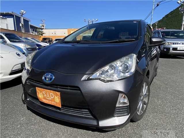 2013 Toyota AQUA
