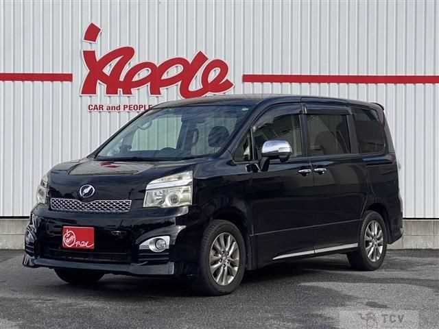 2013 Toyota Voxy