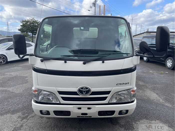2016 Toyota Dyna Truck