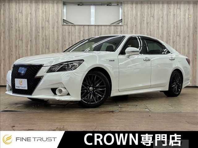 2015 Toyota Crown Athlete Series