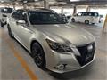 2014 Toyota Crown Hybrid