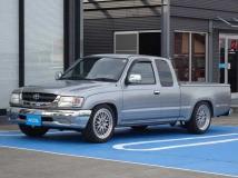 2003 Toyota Hilux Sports Pickup